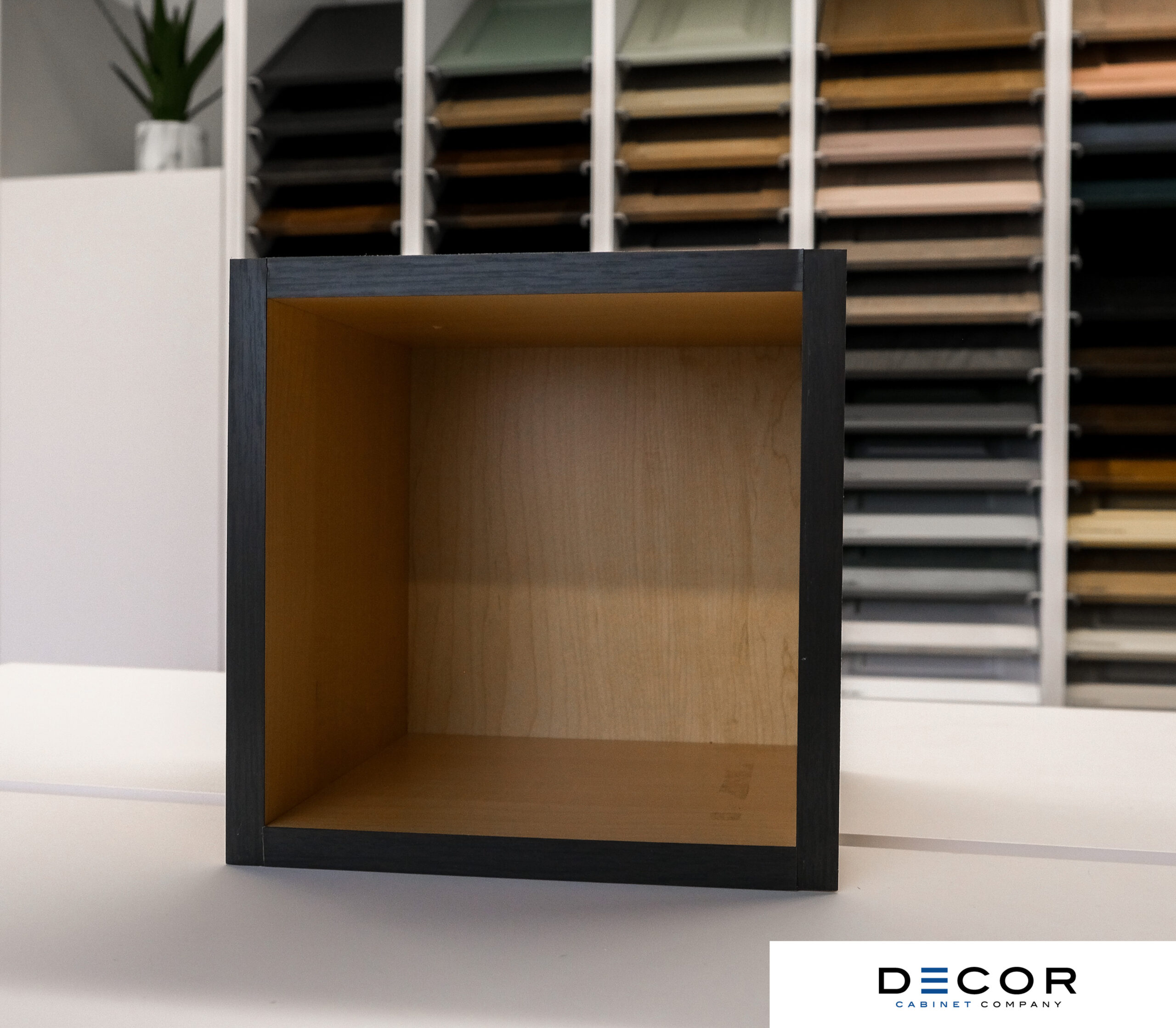 Case Sample Box for Showroom Island - Image 4